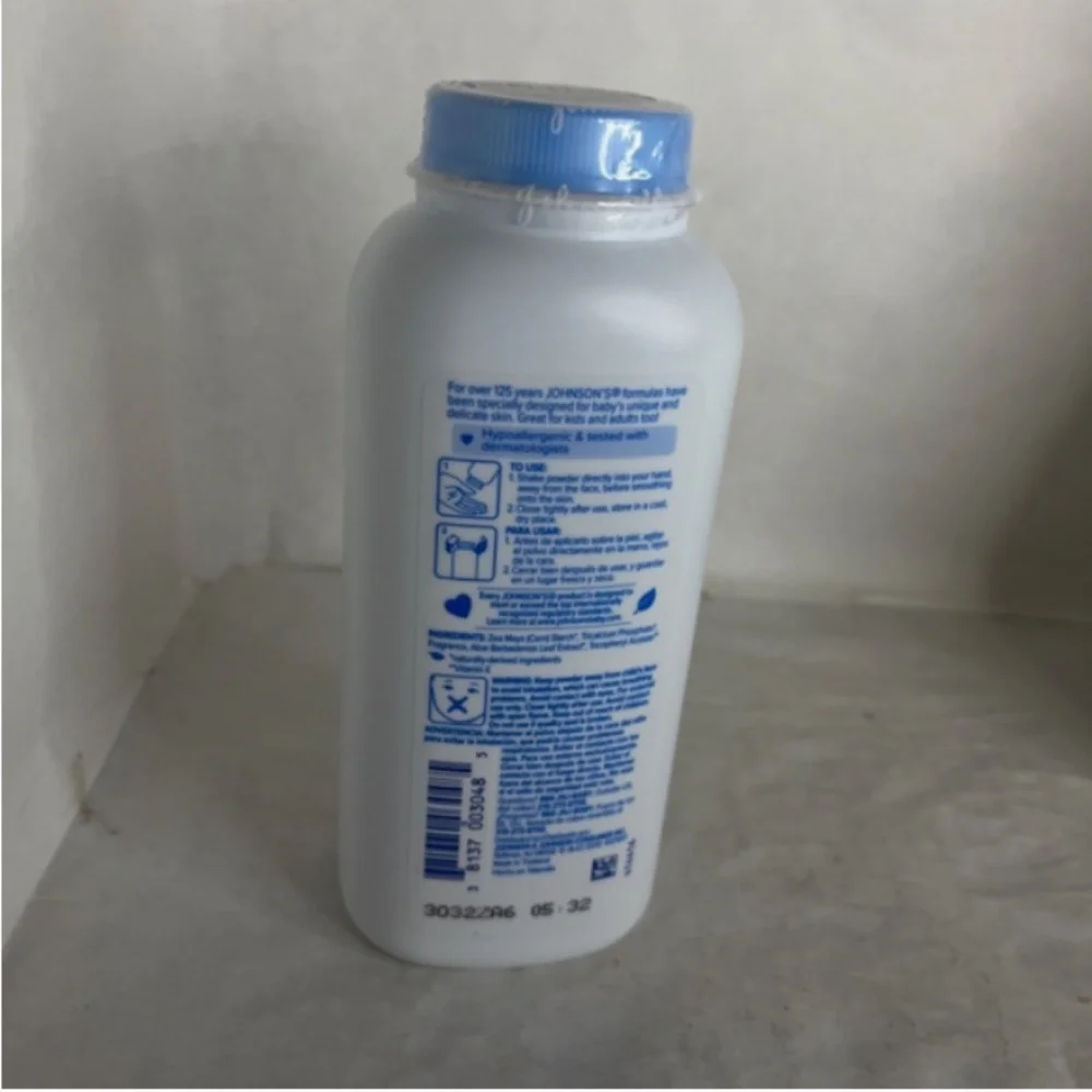 Johnson’s Baby Powder 9 oz NEW